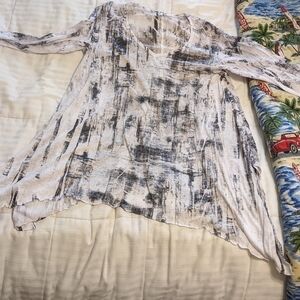 SOLE Dione studios Made in the USA lightweight patterned top size Large